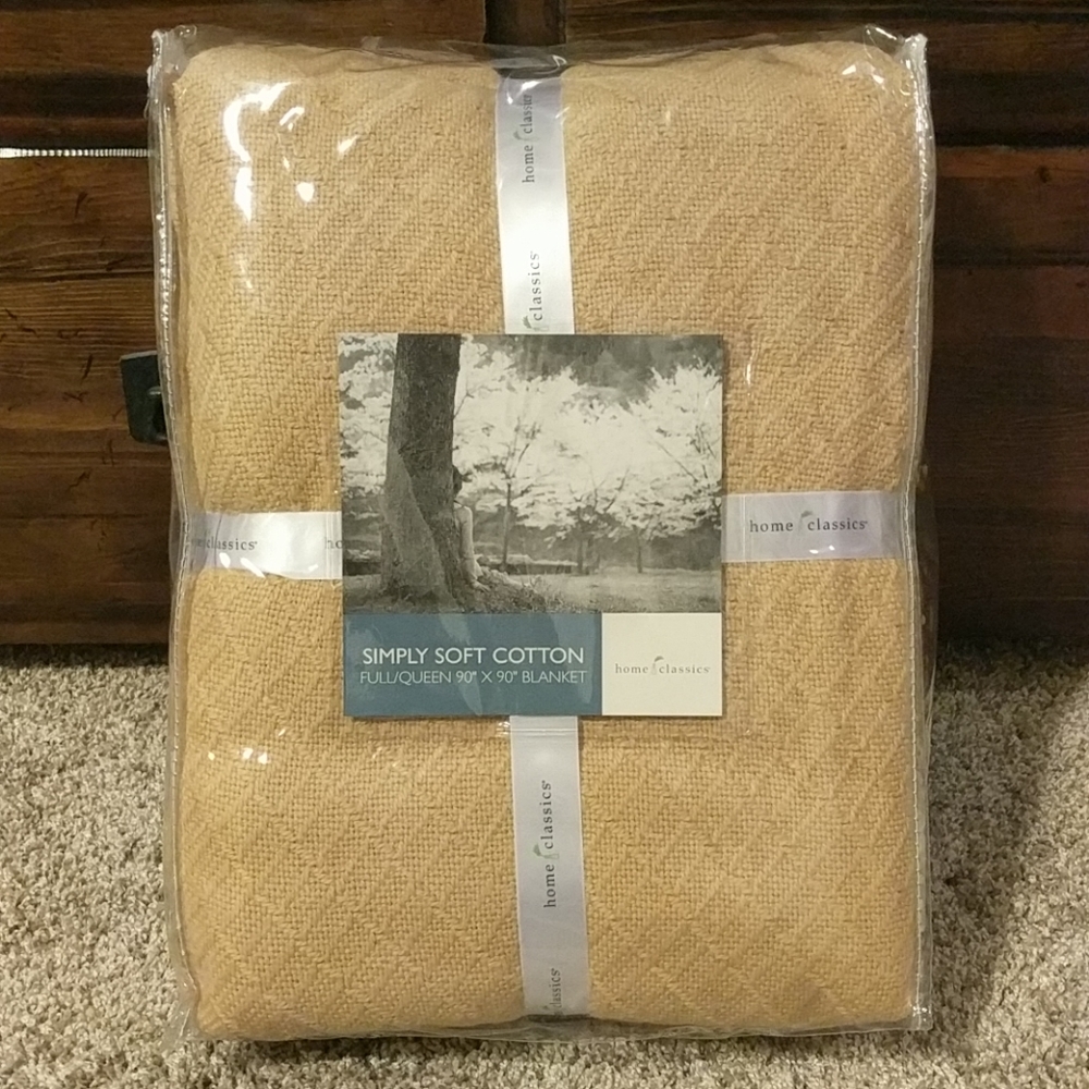 Simply soft full/Queen blanket